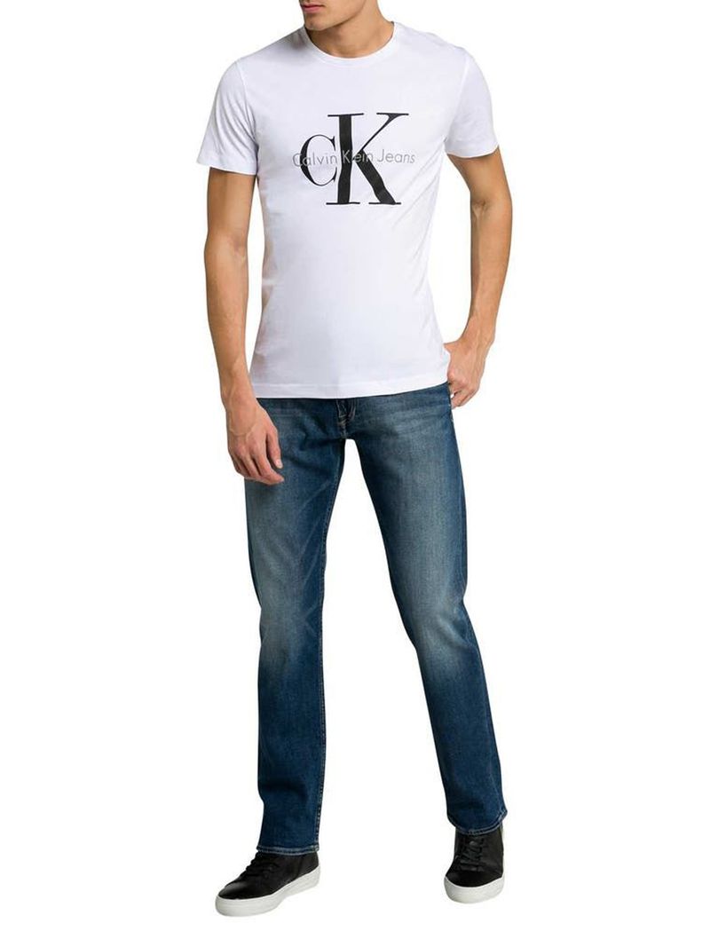 Camiseta-de-algodon-con-logo