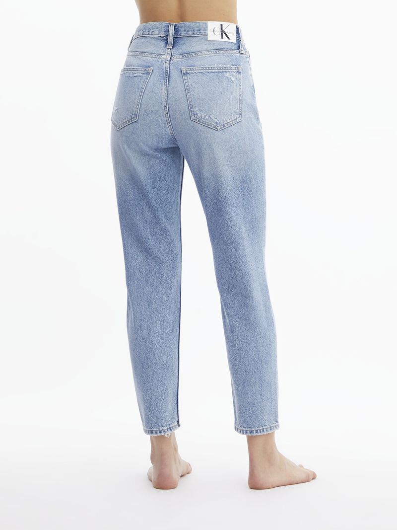 Jeans-con-logo