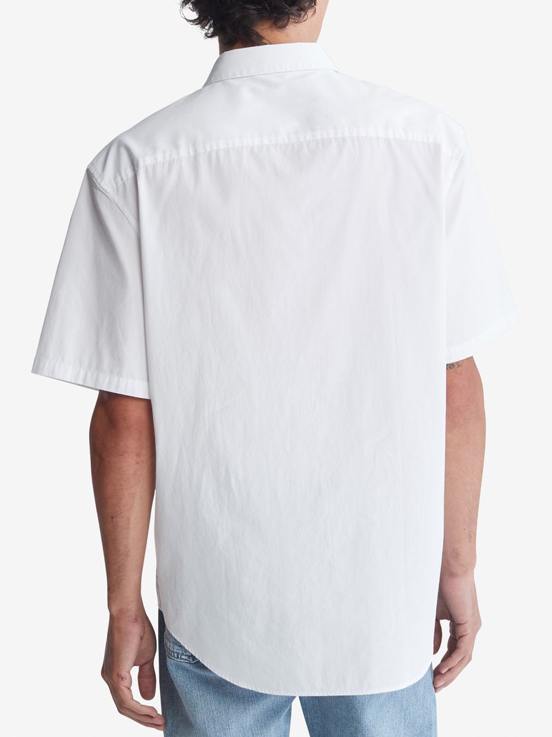 Camisa-manga-corta-sencilla-y-solida-con-logo