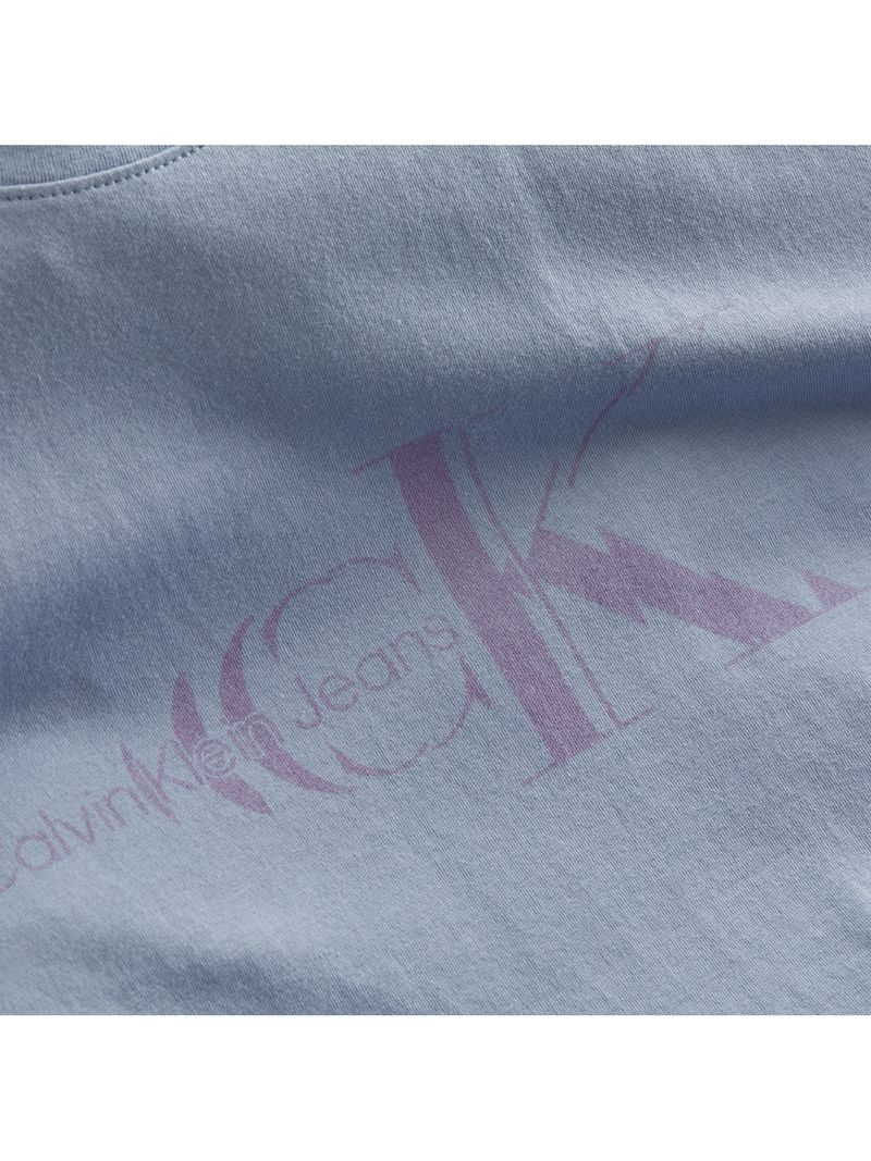 Camiseta-con-logo