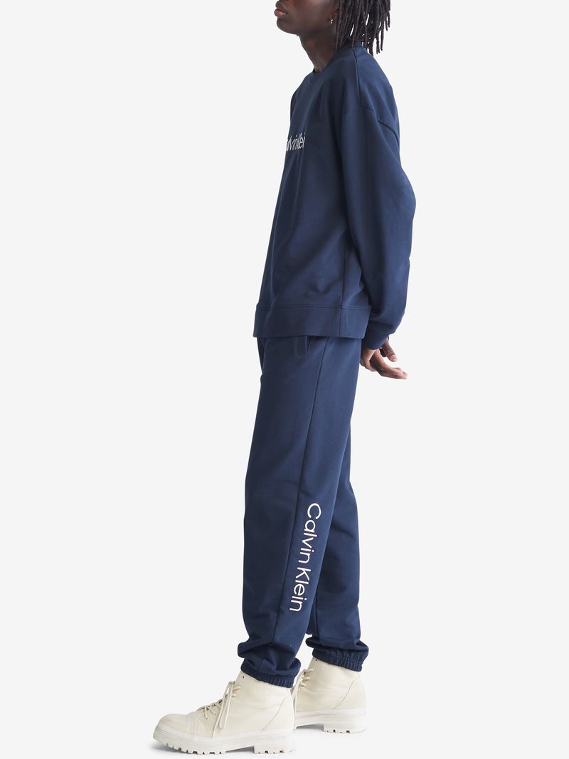 Pantalon-deportivo-con-logo