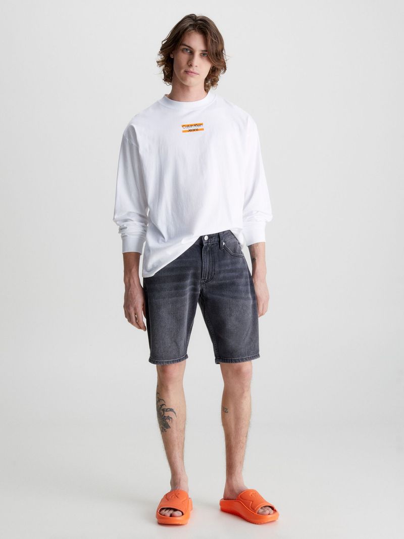 Camiseta-de-manga-larga-oversized