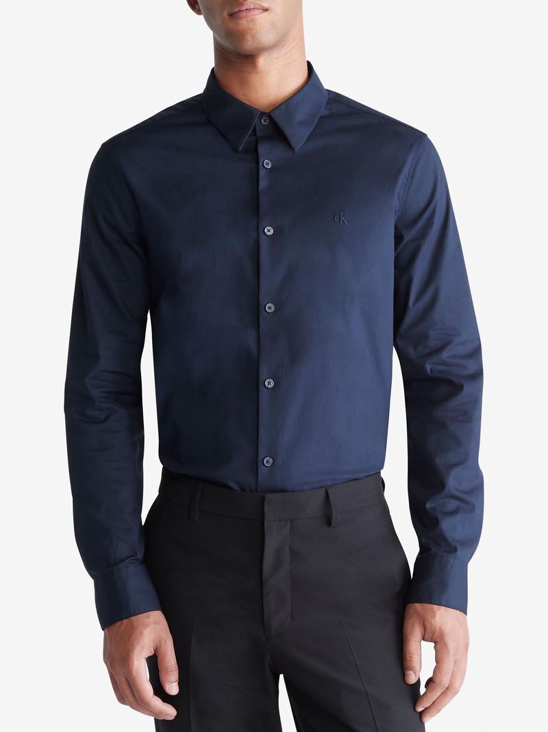 CAMISA-CLASICA-CON-LOGO-