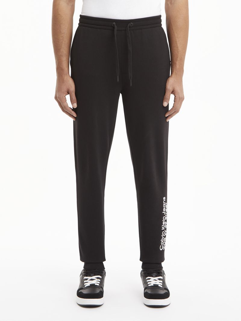 JOGGERS-CON-LOGO