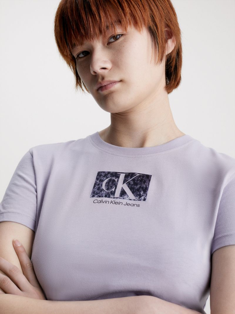 T-SHIRT-SLIM-DE-ALGODON-ORGANICO-CON-LOGO