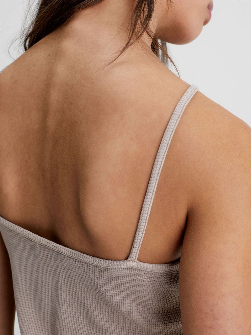 VESTIDO-COGIDO-AL-CUELLO-DE-ALGODON-GOFRADO