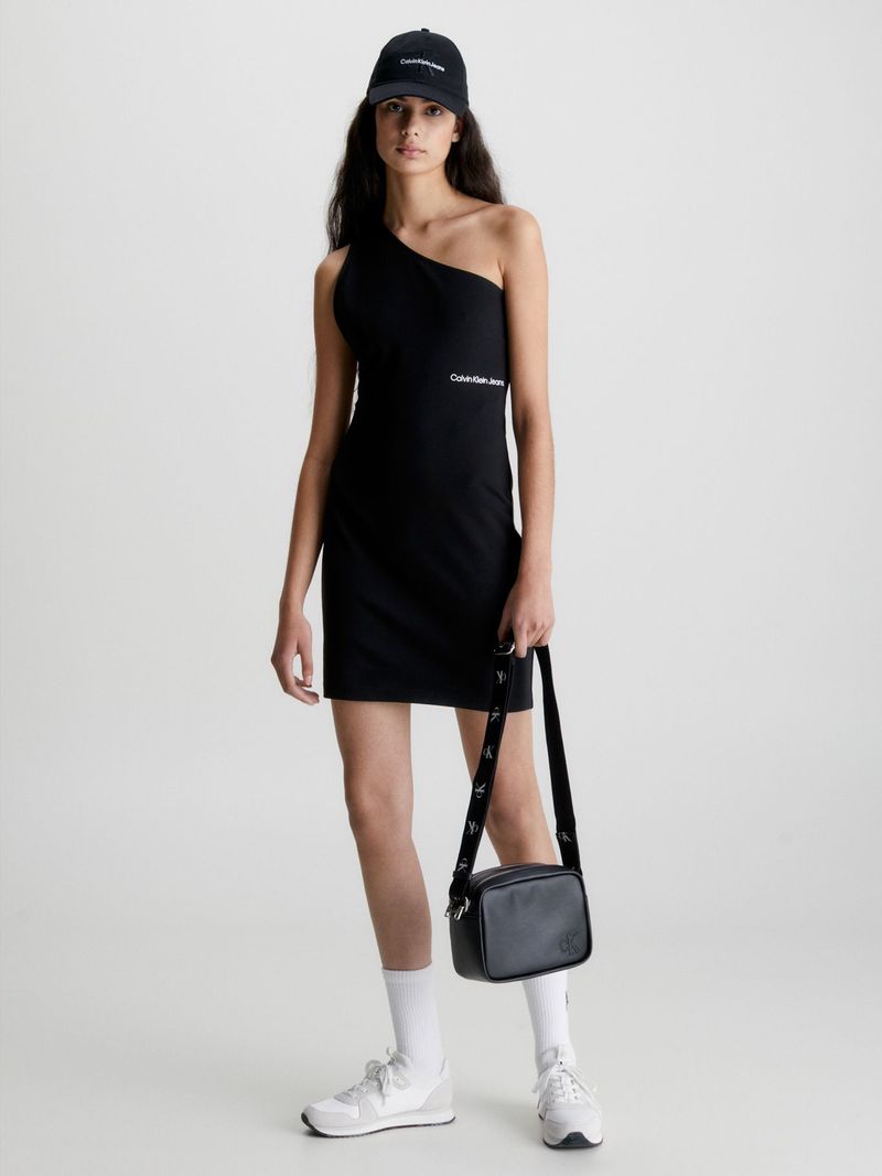 VESTIDO-DE-PUNTO-MILANO-CON-HOMBRO-DESCUBIERTO