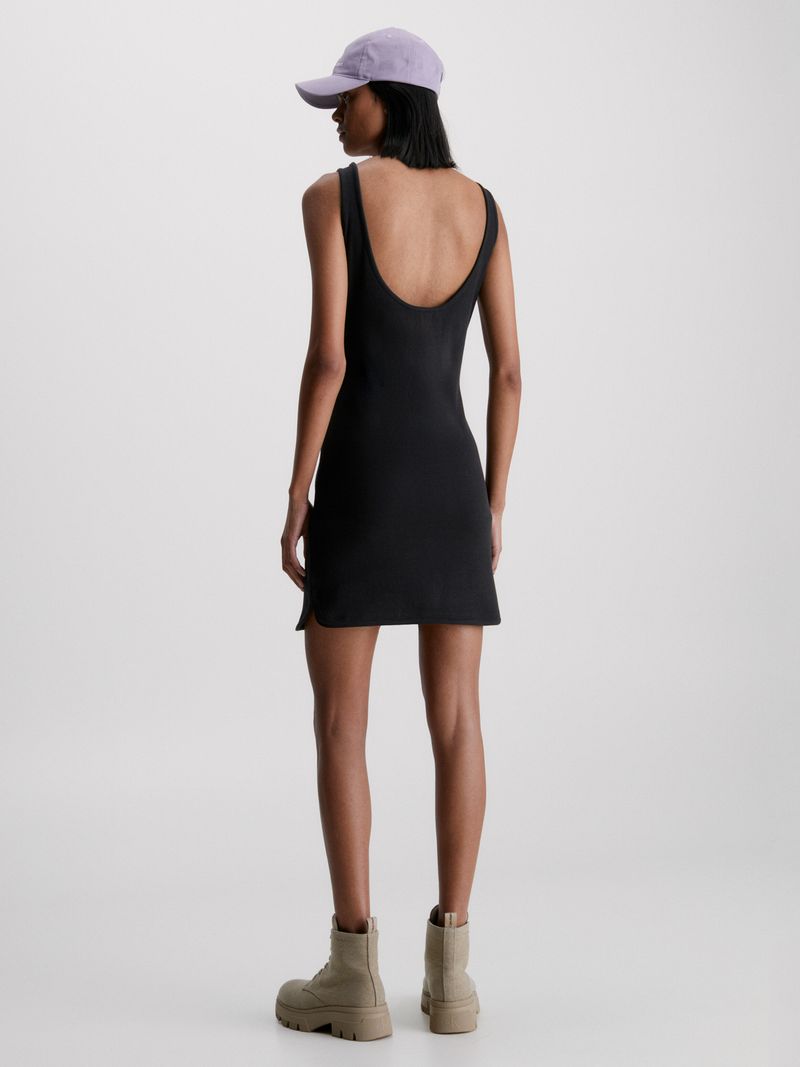 VESTIDO-SLIM-ESTILO-BODYCON-DE-CANALE