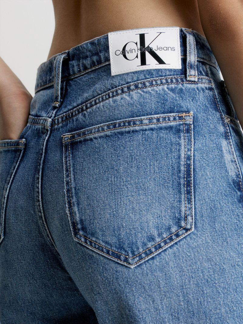 JEANS-HIGH-RISE-STRAIGHT