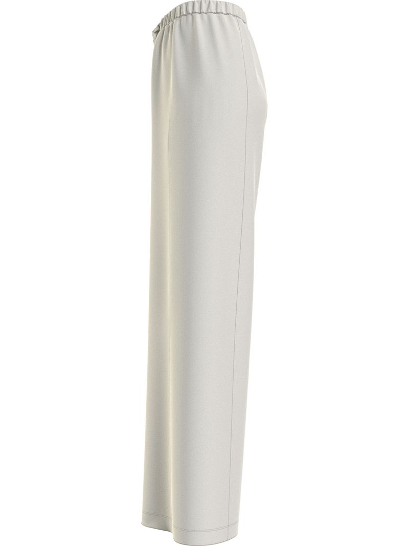 J20J221916-YBI