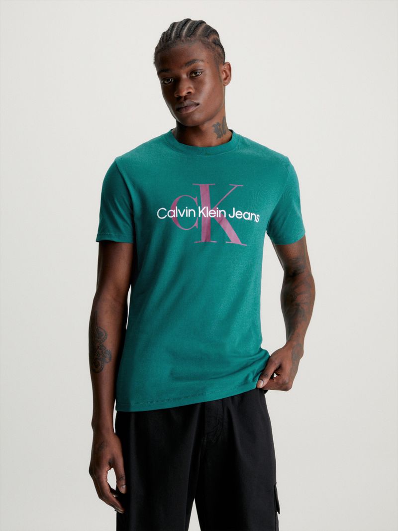 Playera-slim-con-monograma