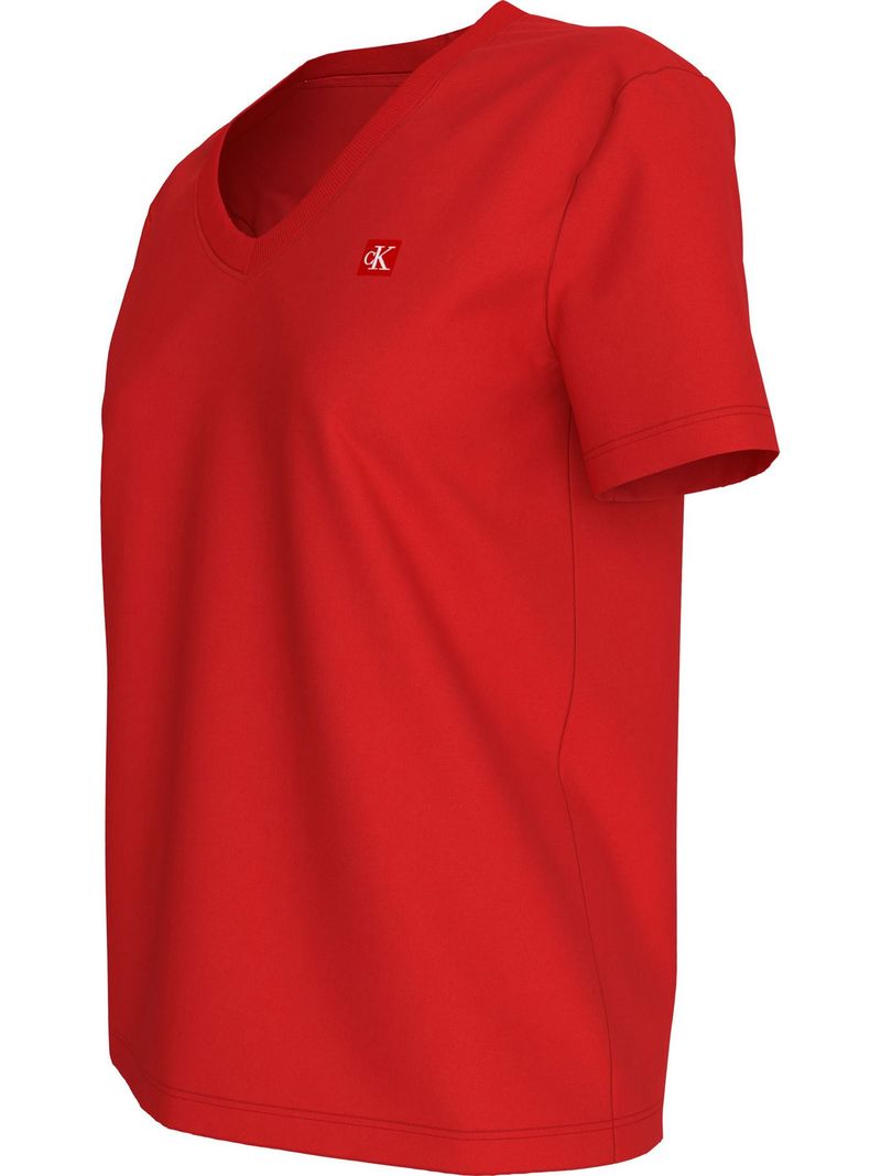 Playera-con-cuello-en-v