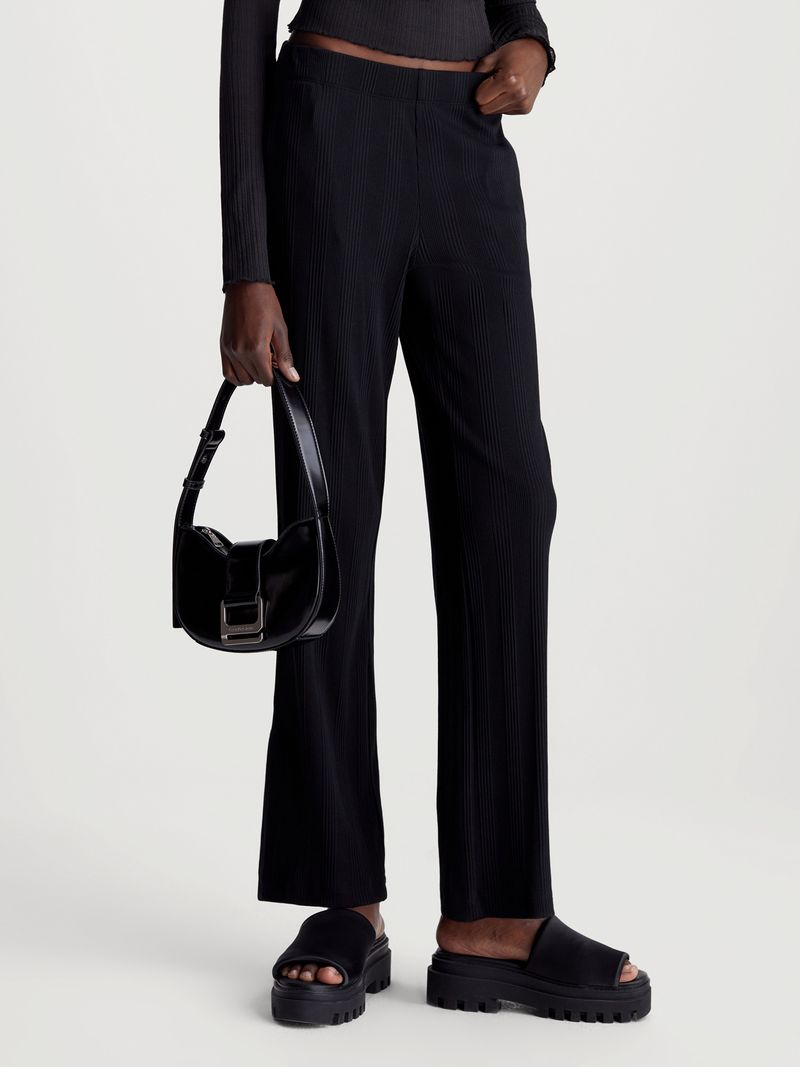 -Pantalones-con-abertura-en-bajo-de-punto-de-canale