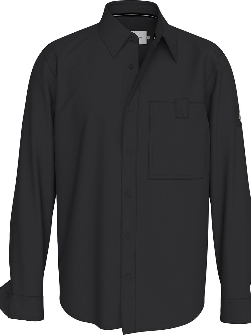 Camisa-con-insignia-de-monograma