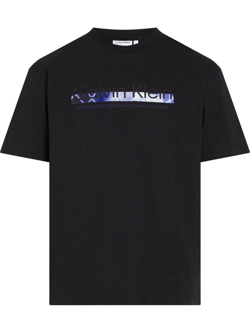 Playera-con-logotipo-lineal