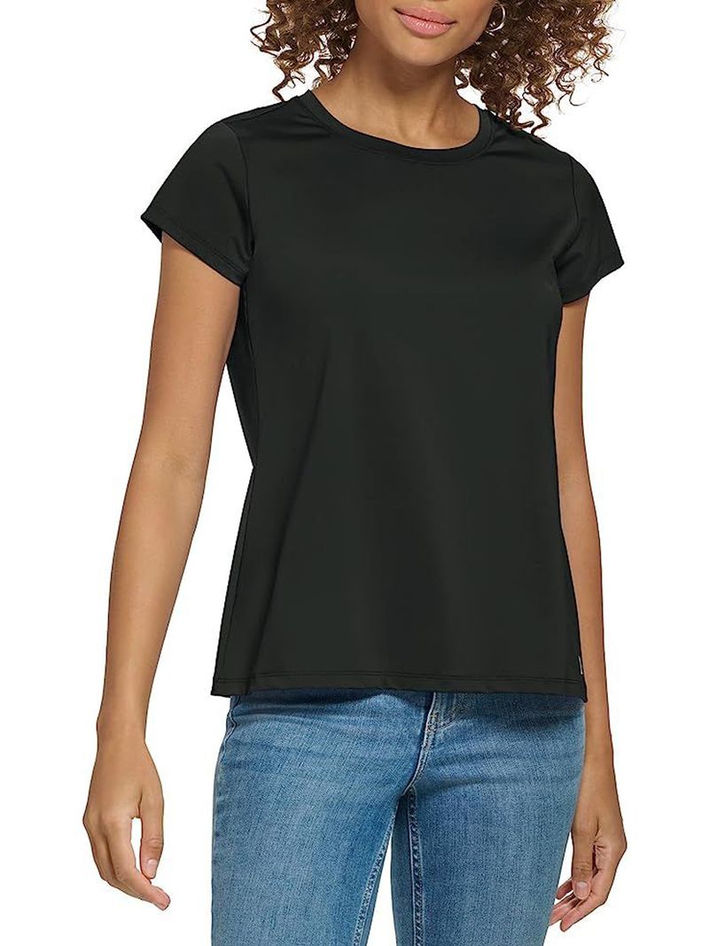 Playera-esencial-casual
