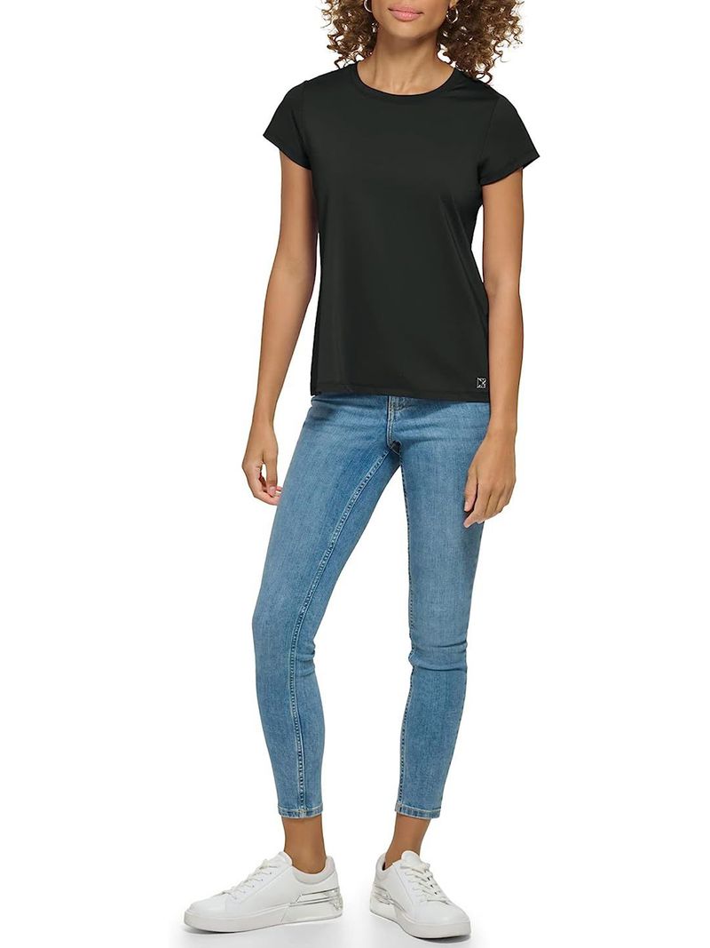 Playera-esencial-casual