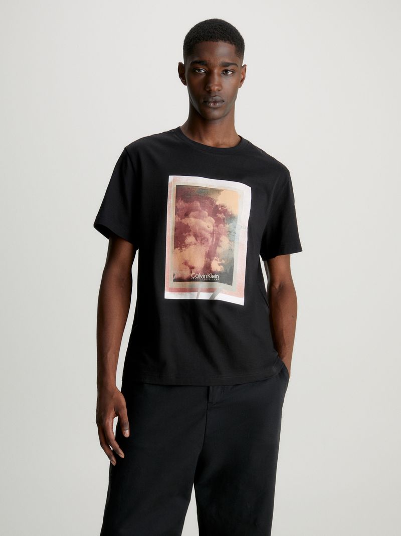 Playera-con-estampado-fotografico