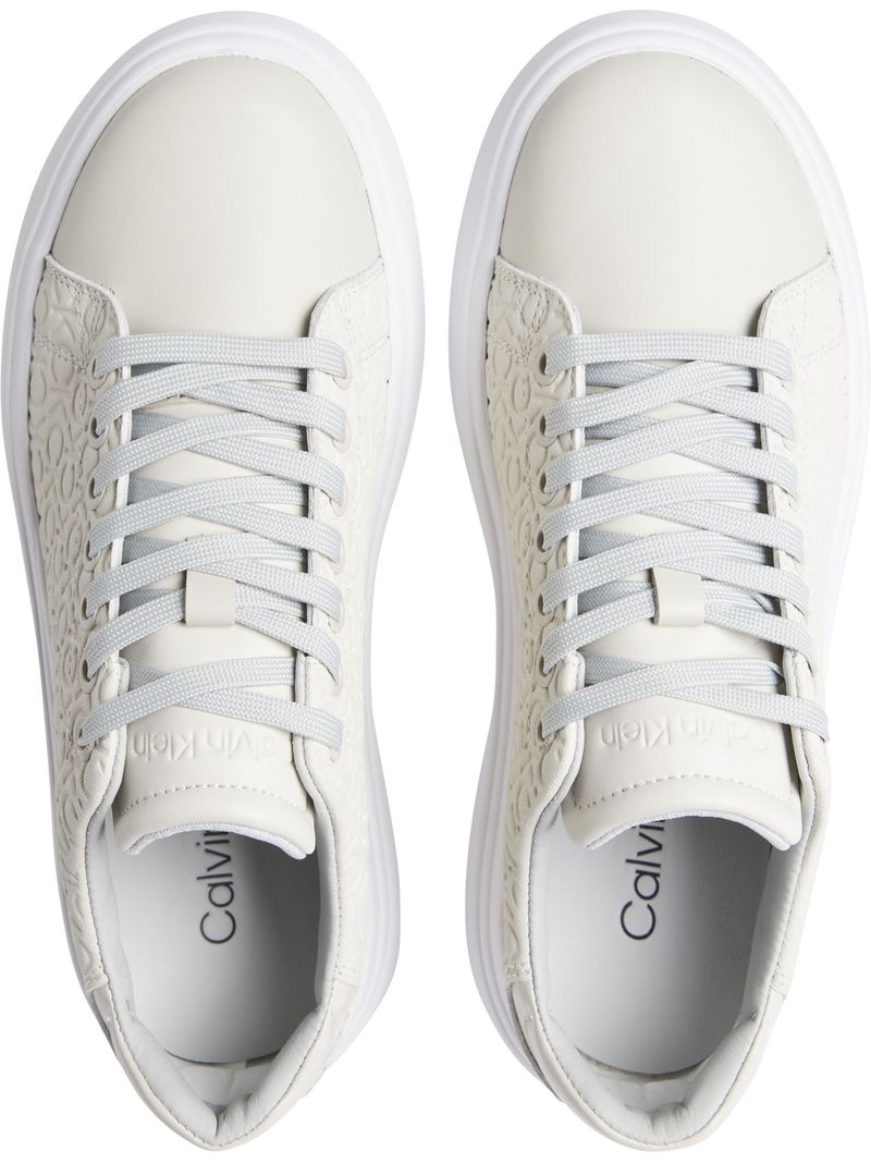 Zapato-tenis-con-monograma