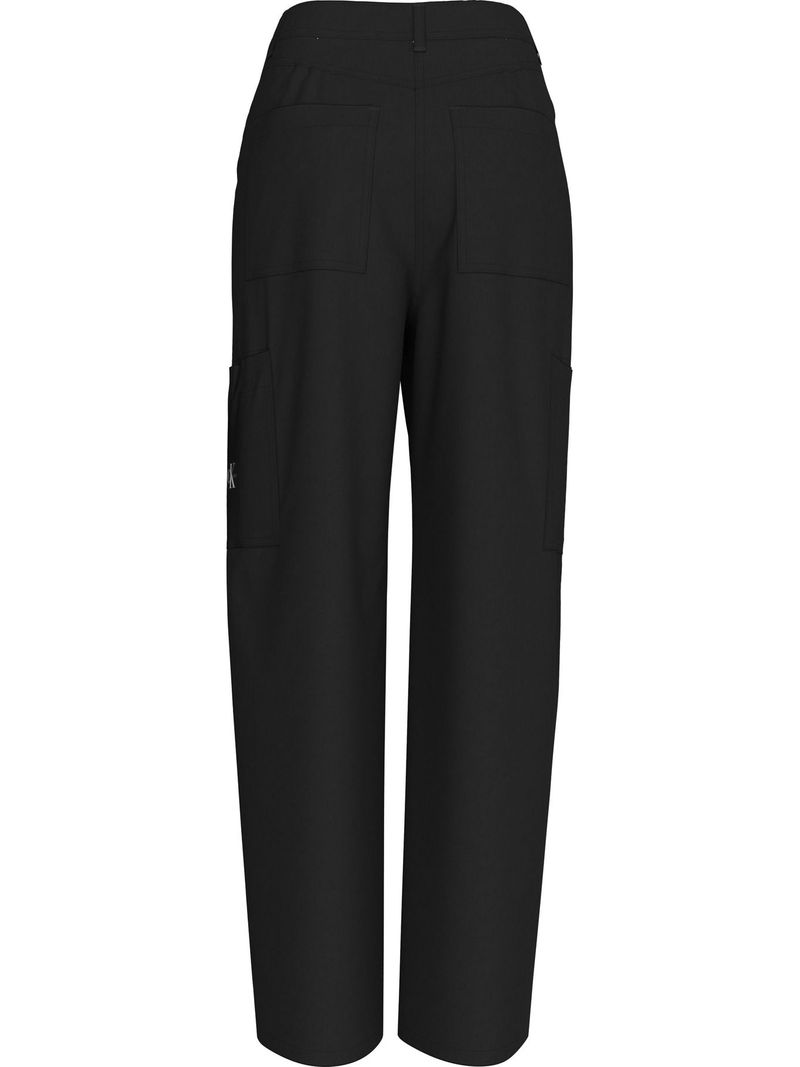 Pantalon-cargo-con-etiqueta