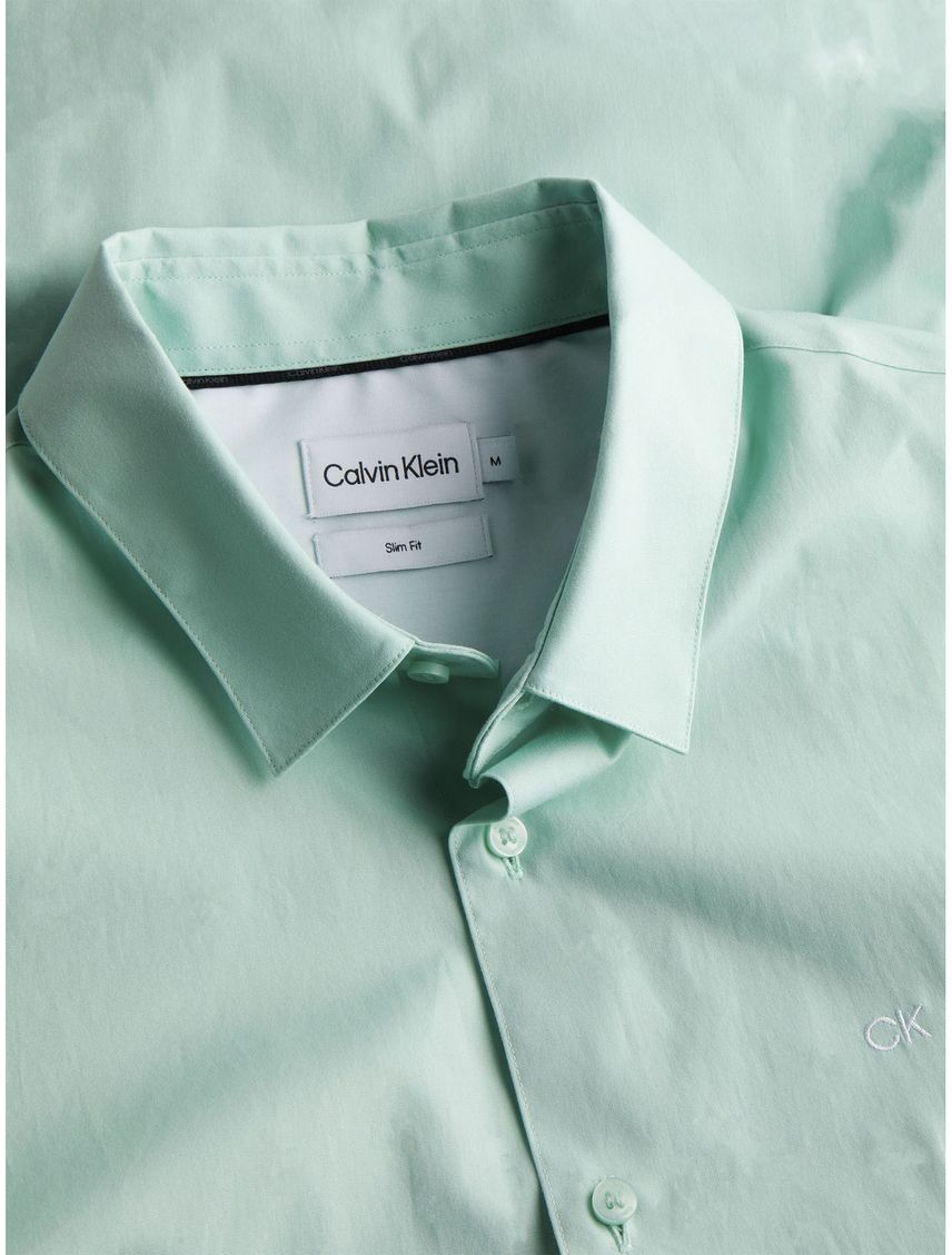 Camisa slim de popelín elástico