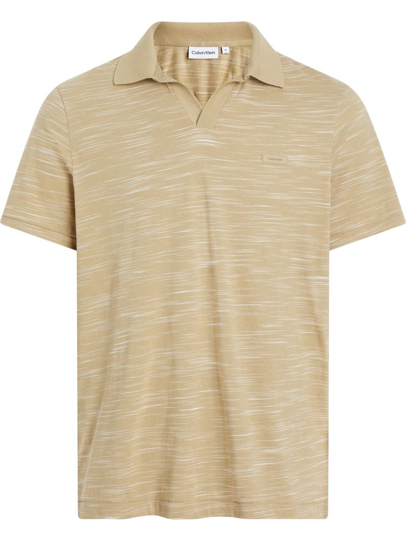 Polo-teñido-con-cuello-abierto