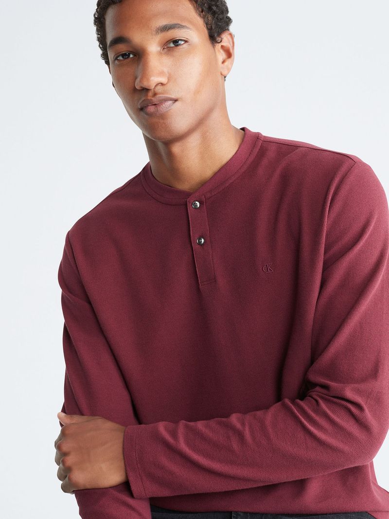 Playera-henley-con-mini-waffle