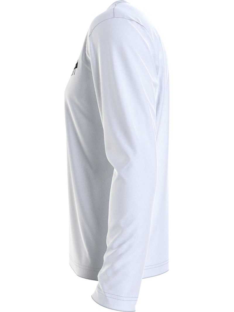 Playera-manga-larga-con-logo-cortado