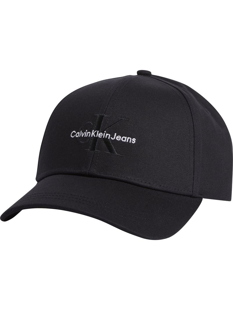 Gorra-con-logotipo-bordado