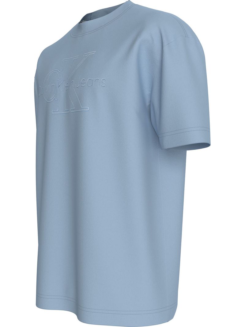 Playera-tonal-con-monograma