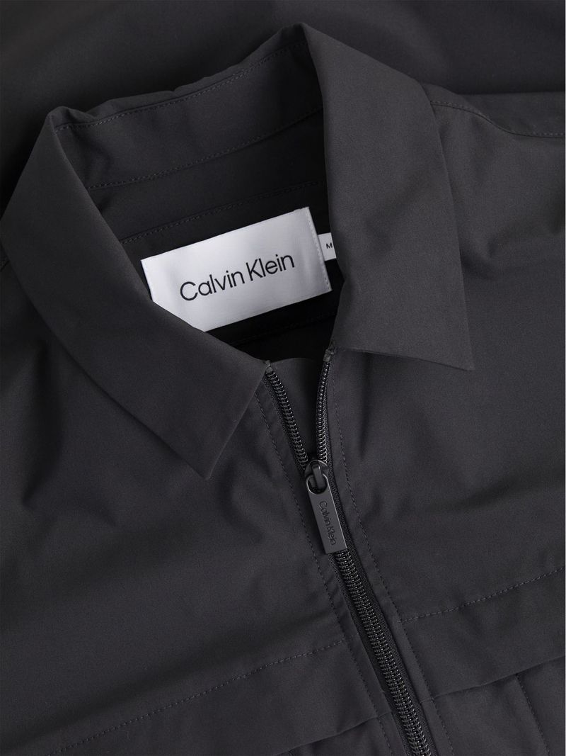 Sobrecamisa-ligera-con-zipper