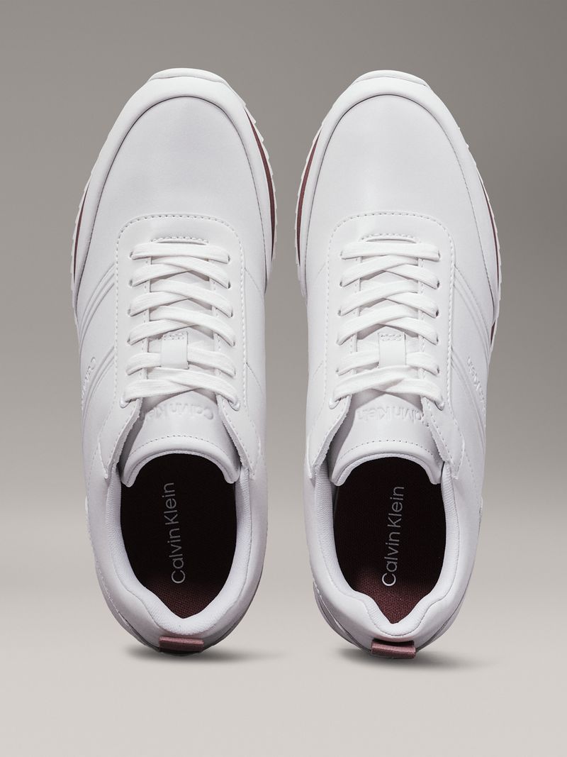 Zapato-tenis-runner-de-cuero