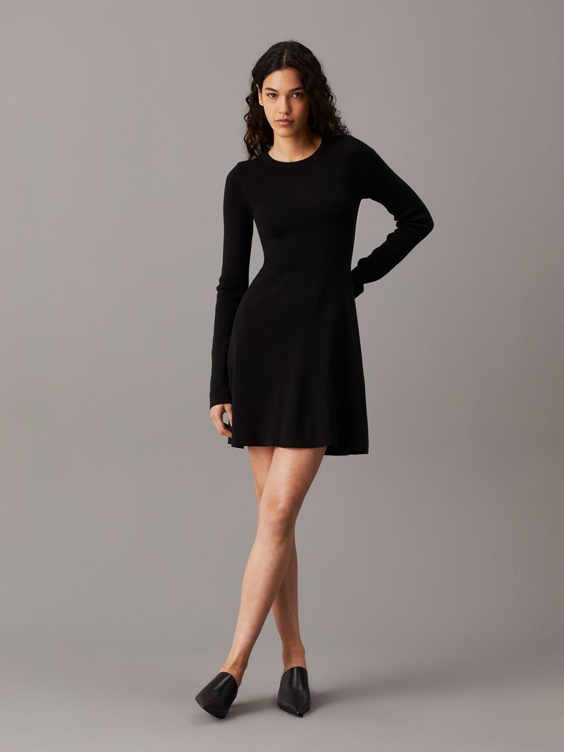 Vestido-de-punto-acampanado-de-canale-de-algodon