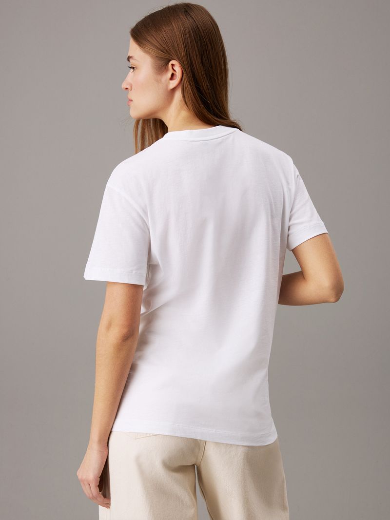 Playera-con-logo-nano