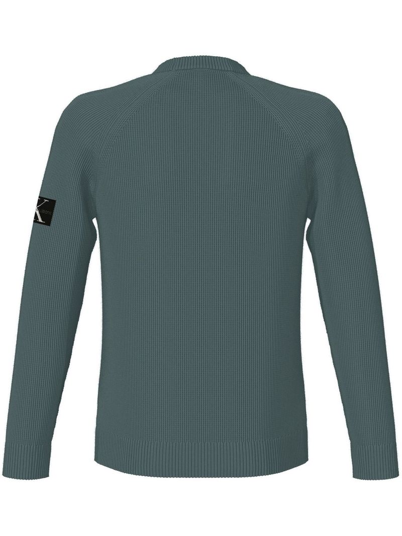 Sueter-con-insignia-