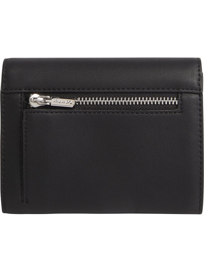 Billetera-trifold-ck-must