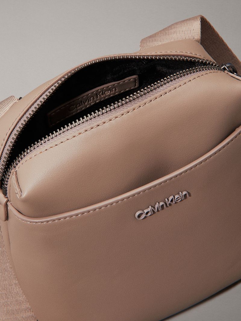 Cartera-reporter-cuadrado