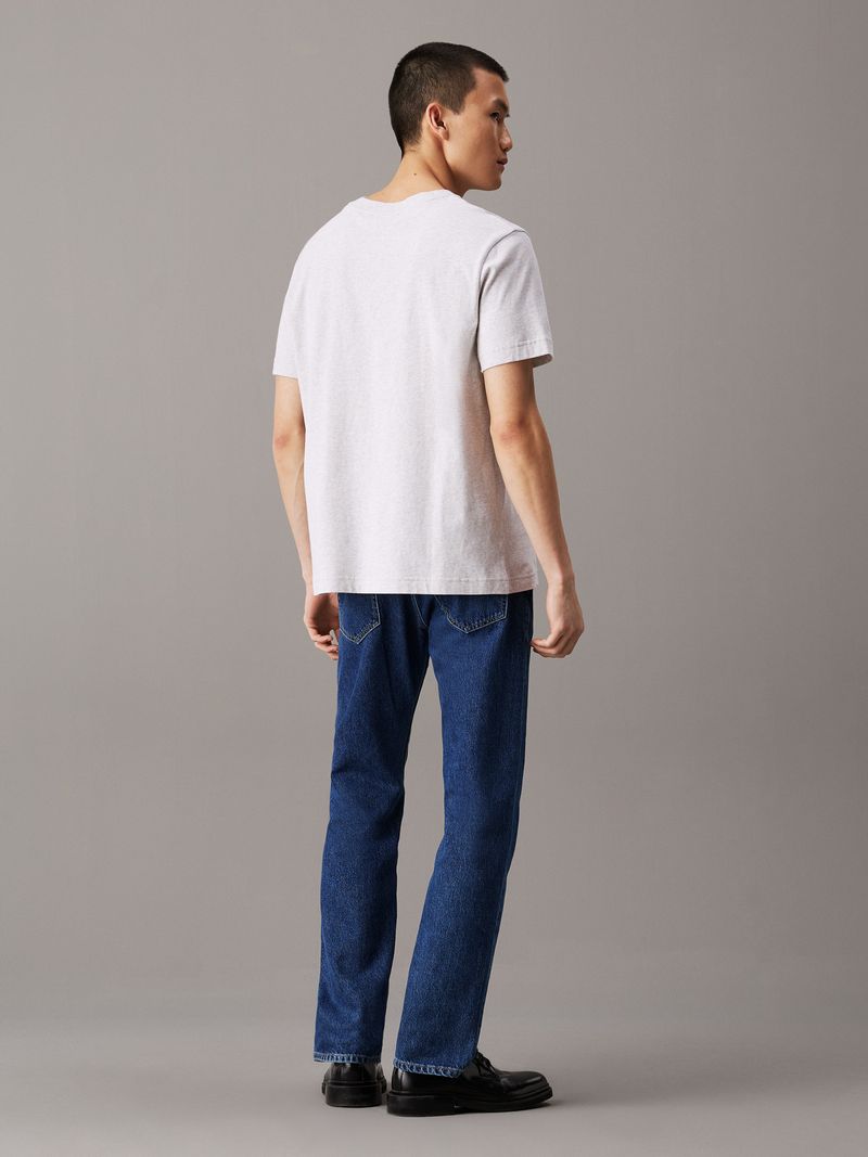Playera--de-chenille-con-monograma