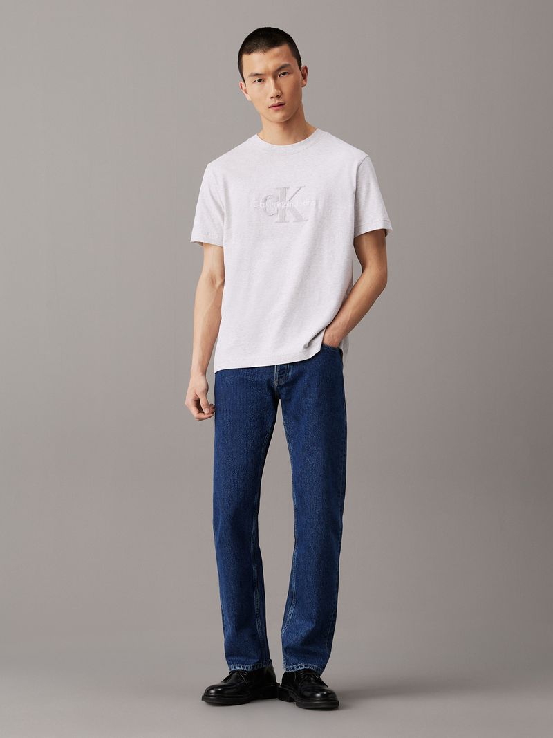 Playera--de-chenille-con-monograma