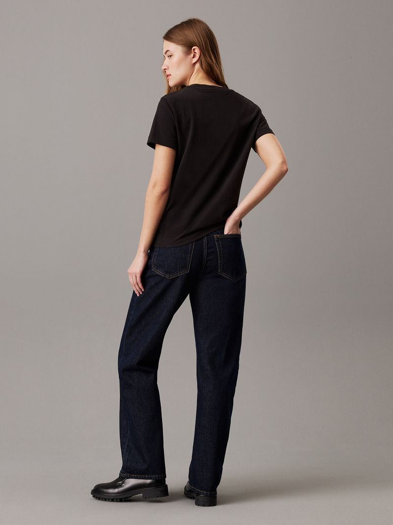 Playera-de-chenilla-con-monograma