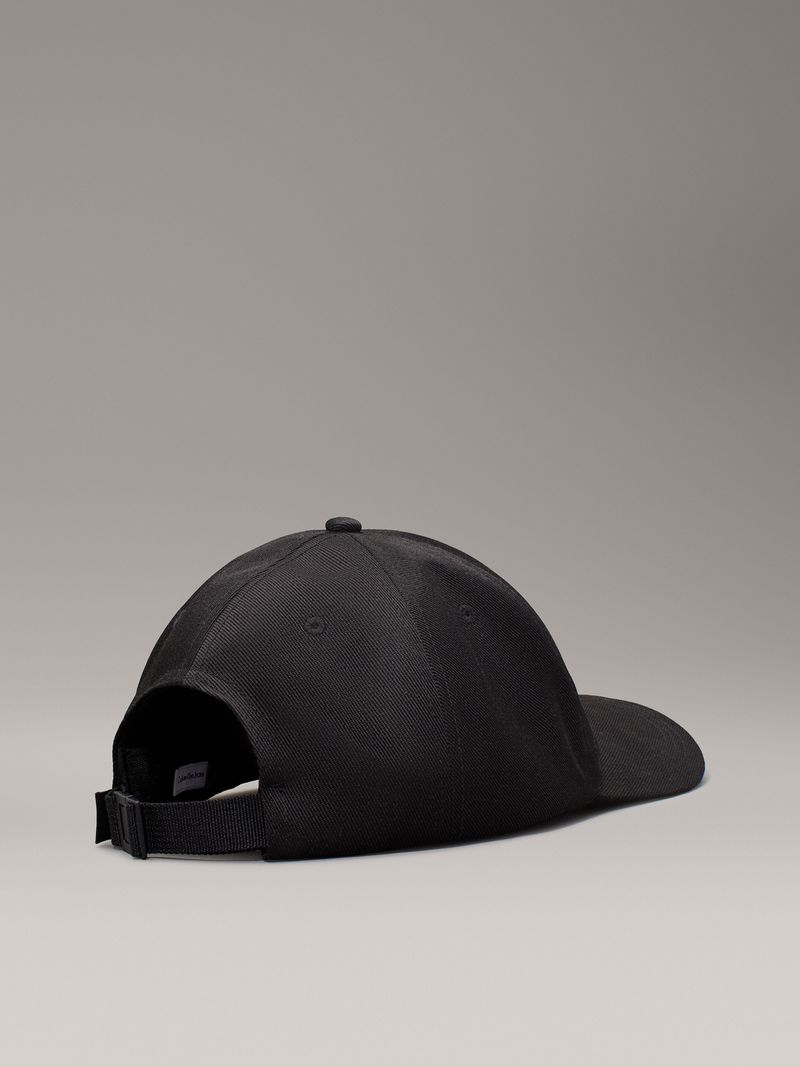 Gorra-de-sarga-con-calida-felpa