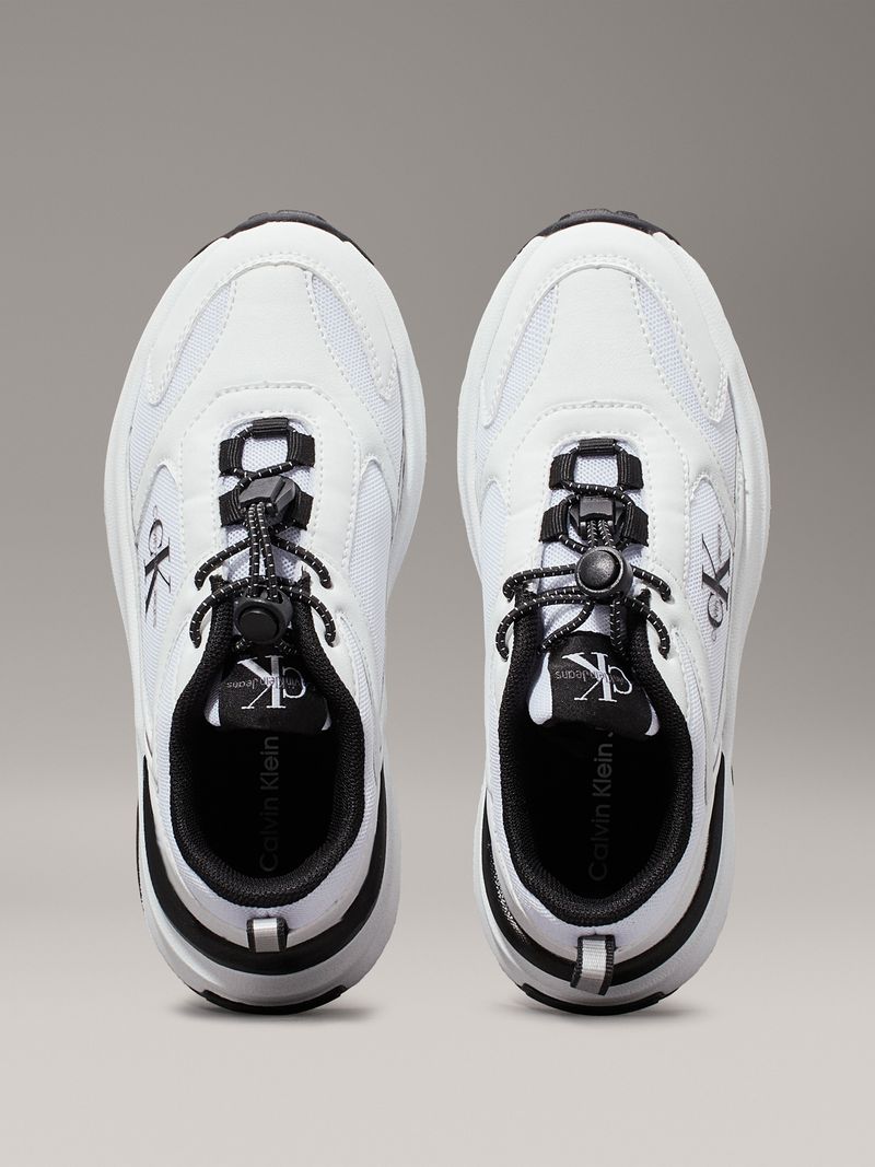 Zapato-tenis-sin-cordones-para-niño