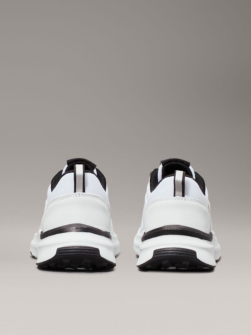 Zapato-tenis-sin-cordones-para-niño