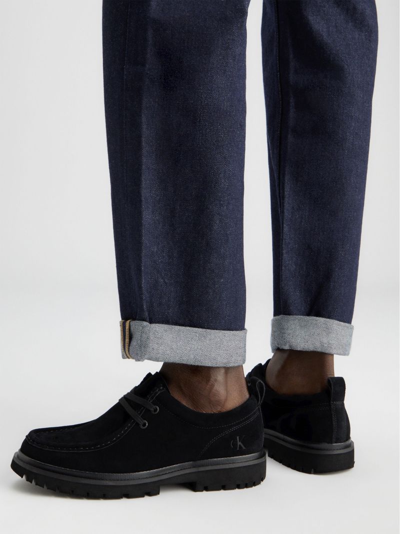 Zapatos-hibridos-de-ante-con-cordones