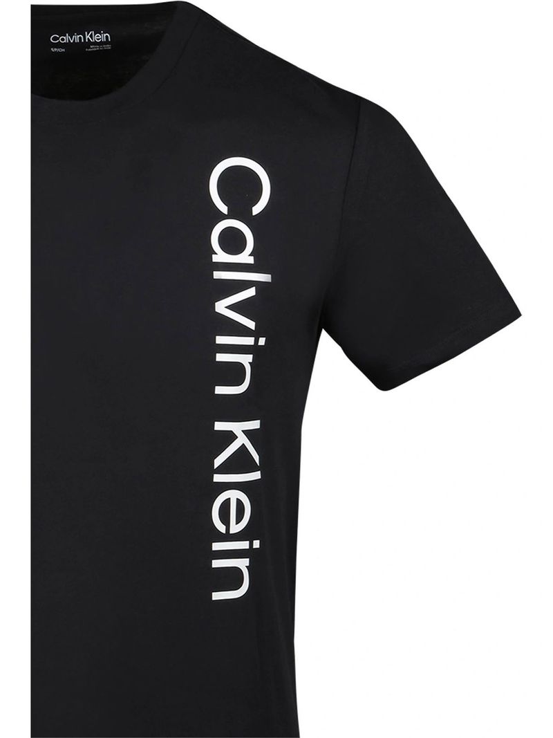 Playera-con-logo-en-vertical