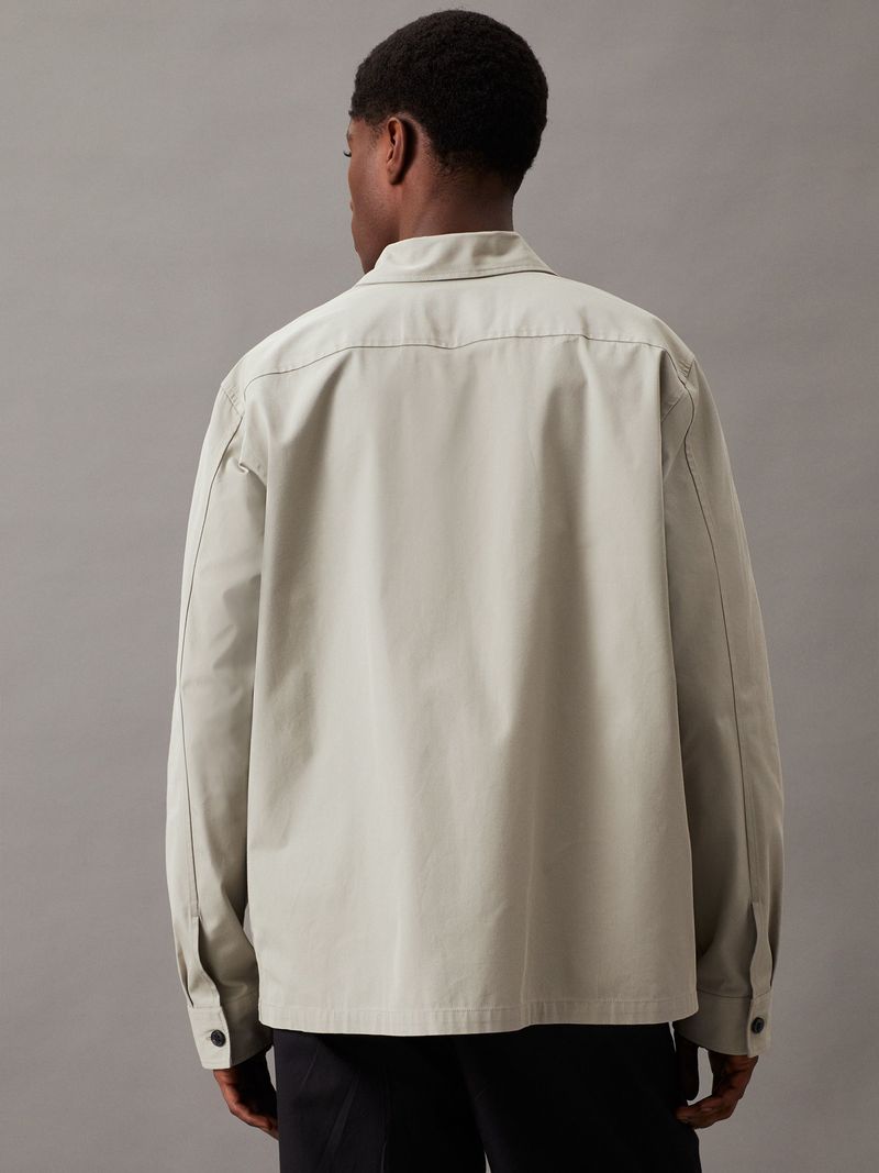 Sobrecamisa-de-sarga-boxy