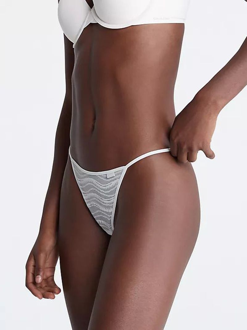 Tanga-con-encaje---Sheer-lace