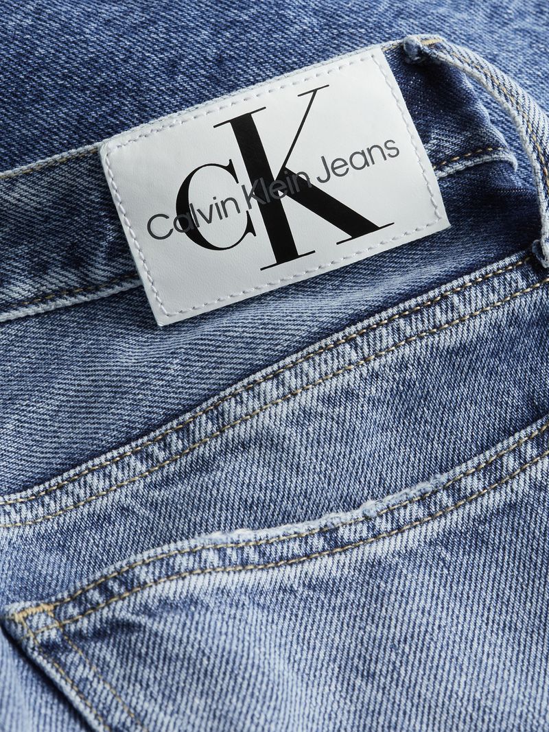 Jeans-high-rise-mom