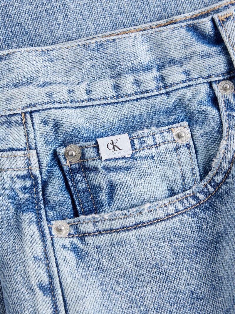 Jeans-recto-de-talle-alto