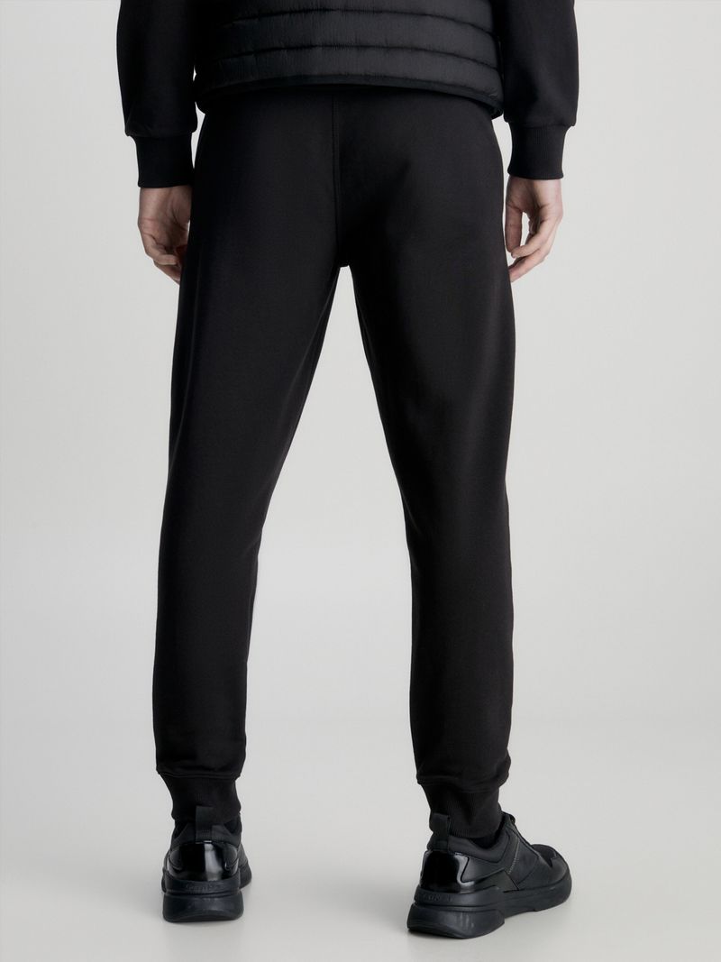 Jogger-con-logo-de-algodon-organico